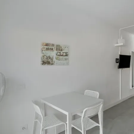 Estudio Yumbo Playa San Bartolome de Tirajana (Gran Canaria)