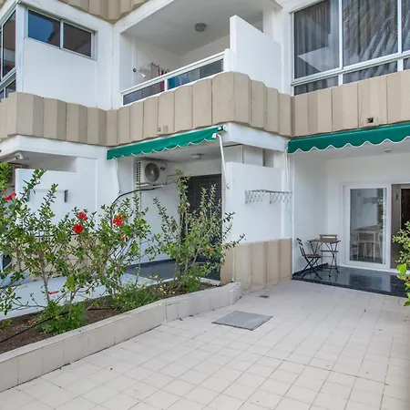 Estudio Yumbo Playa * Сан-Бартоломе